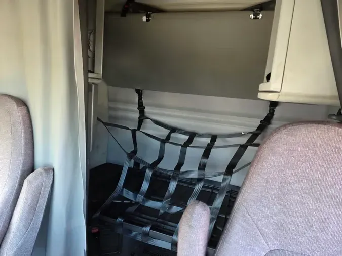 2020 VOLVO VNR64T-640