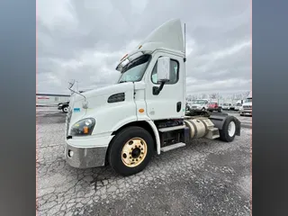 2018 FREIGHTLINER/MERCEDES CASCADIA 113