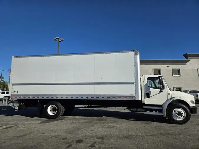2021 Freightliner Business Class M2 106