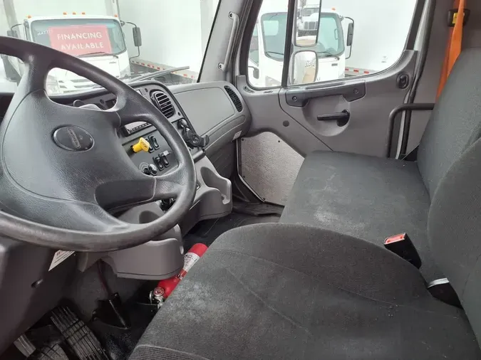 2019 FREIGHTLINER/MERCEDES M2 106
