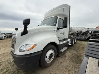 2021 INTERNATIONAL LT