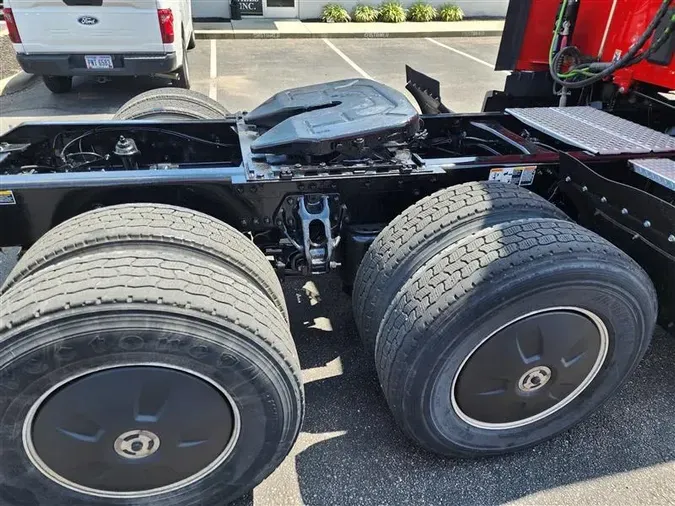 2023 KENWORTH T680