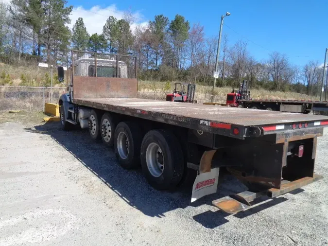 2018 MACK GU813