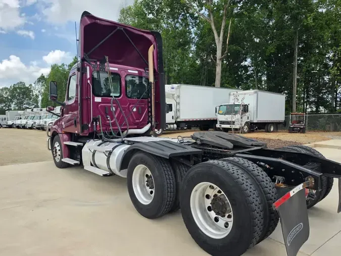 2020 FREIGHTLINER/MERCEDES NEW CASCADIA PX12664