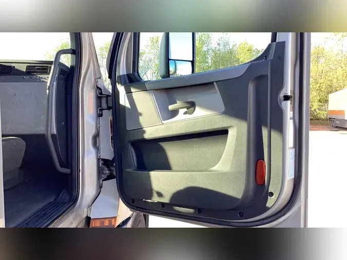 2021 Freightliner Cascadia