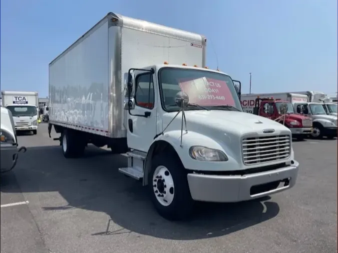2018 FREIGHTLINER M2 106