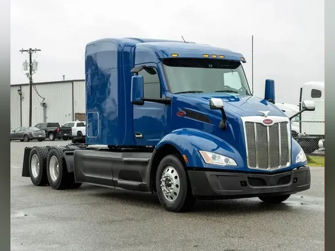 2022 PETERBILT 579