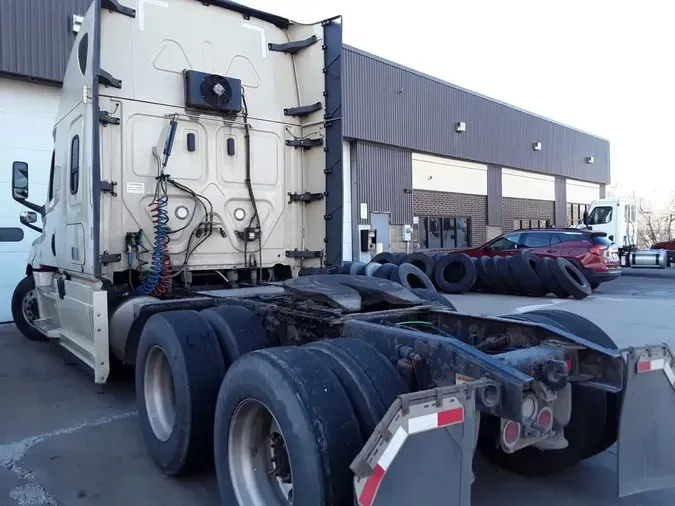 2019 FREIGHTLINER/MERCEDES NEW CASCADIA PX12664