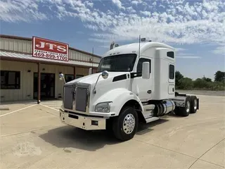 2018 KENWORTH T880