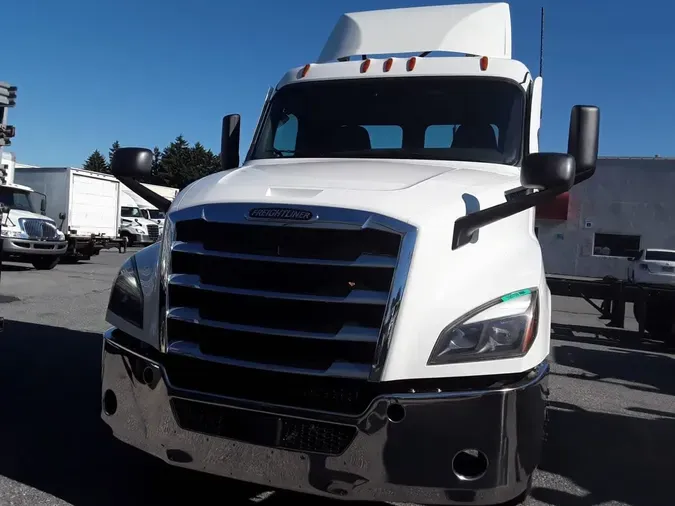 2023 FREIGHTLINER/MERCEDES NEW CASCADIA PX126649ffb7afba8b1e819720ad89fa48dd83c