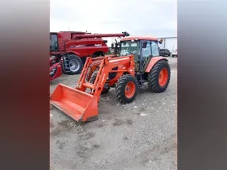 2007 Kubota M108X