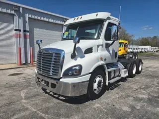 2018 FREIGHTLINER/MERCEDES CASCADIA 113