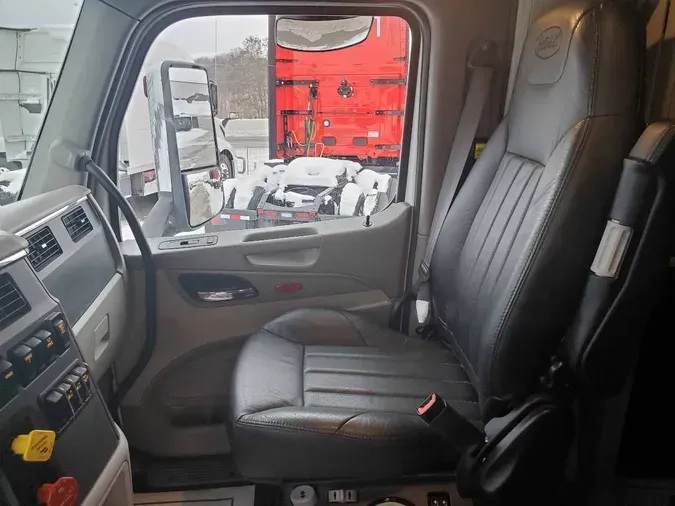 2021 PETERBILT 579