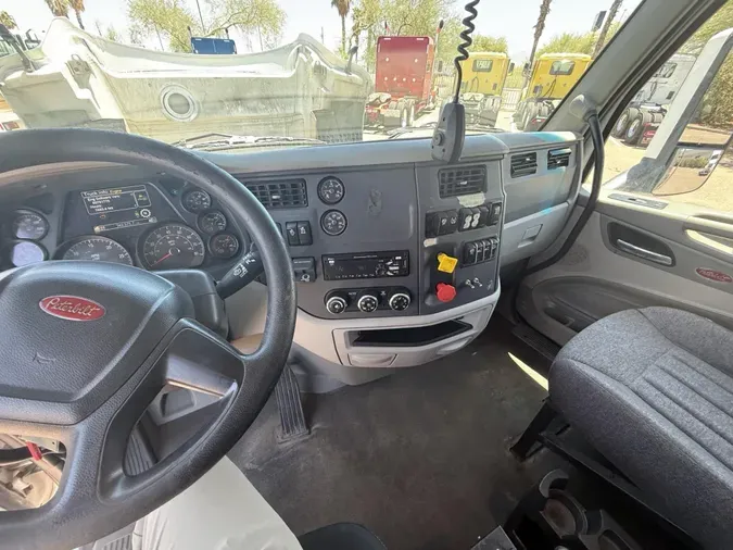 2020 Peterbilt 579