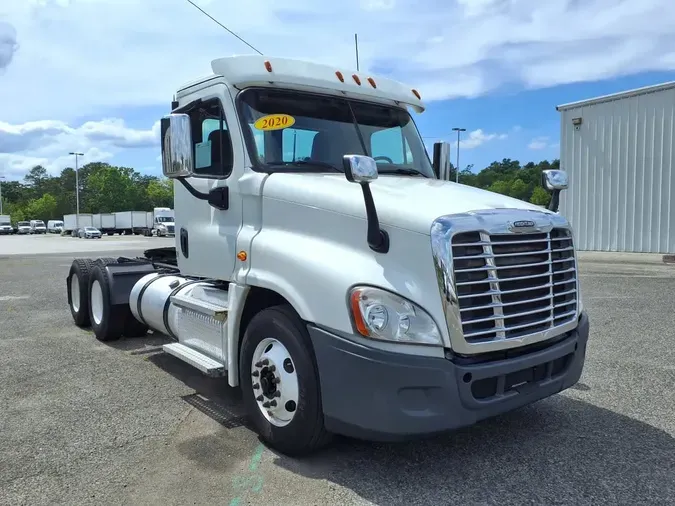2020 FREIGHTLINER/MERCEDES CASCADIA 125a00402f532ca42cd298fc7e218876974