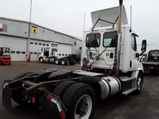 2015 FREIGHTLINER/MERCEDES CASCADIA 113