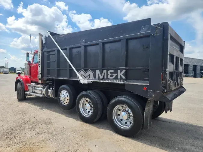 2017 WESTERN STAR 4900