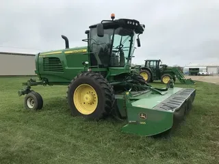 2015 John Deere W235