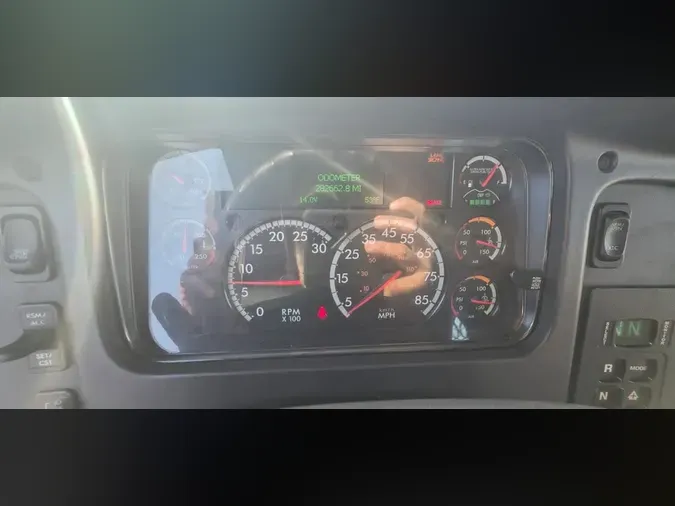 2020 FREIGHTLINER/MERCEDES M2 106