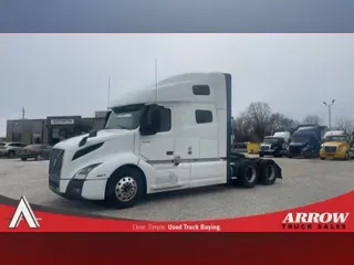 2020 VOLVO VNL760