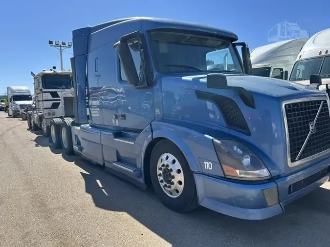 2015 VOLVO VNL64T630