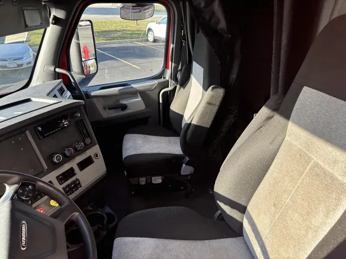 2020 Freightliner Cascadia