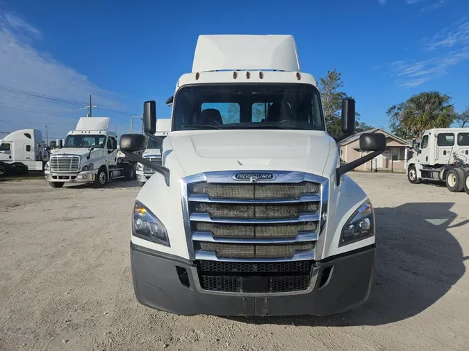 2018 FREIGHTLINER/MERCEDES NEW CASCADIA PX12664