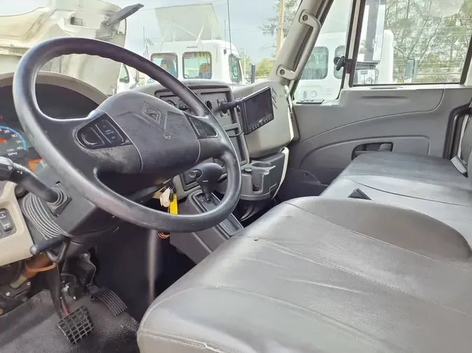 2018 NAVISTAR INTERNATIONAL 4300 LP