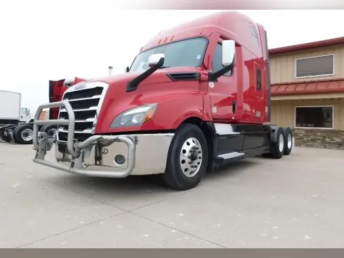 2020 Freightliner Cascadia