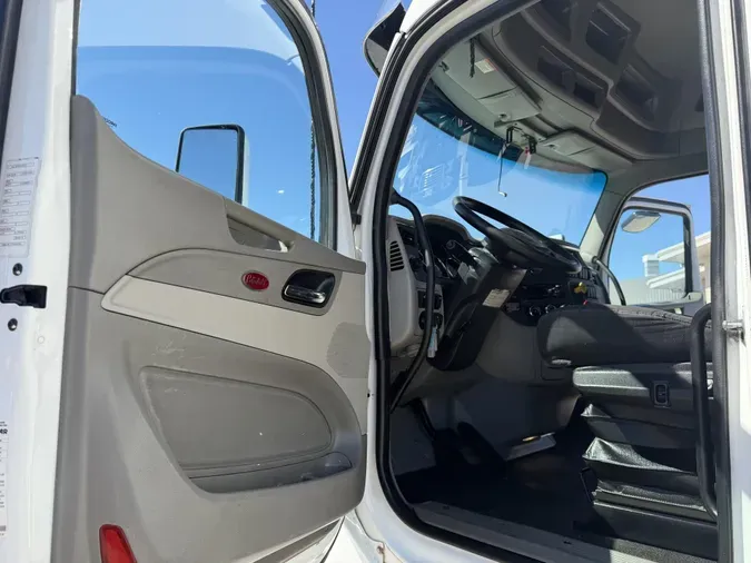2020 Peterbilt 579