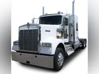 2023 Kenworth W900