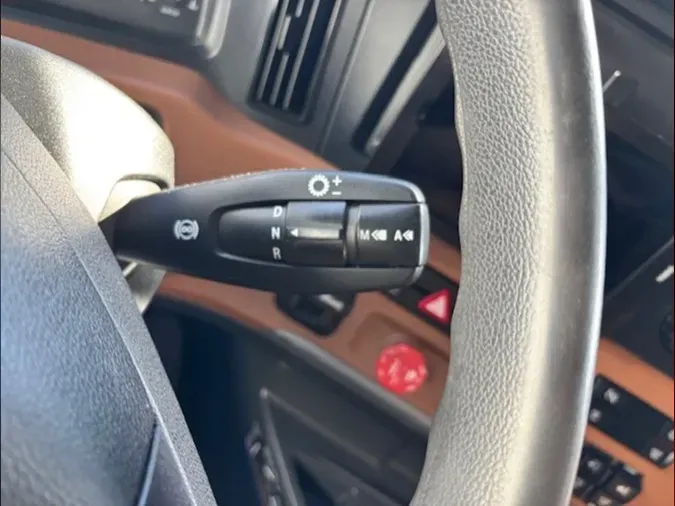 2021 Freightliner Cascadia 126