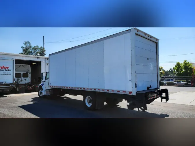 2017 FREIGHTLINER/MERCEDES M2 106