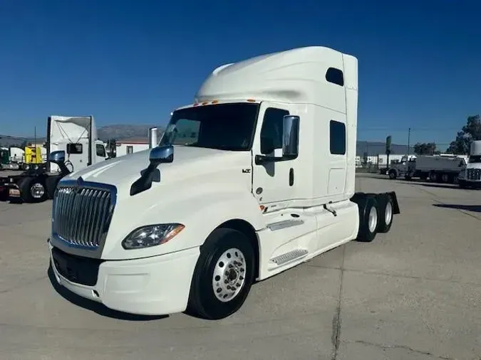 2022 International LT625a020ef2ce34e15071519033e5a5774b0