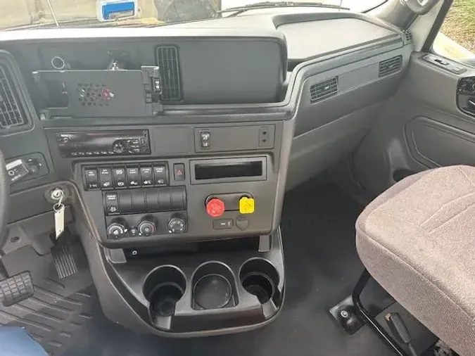 2020 International LT625