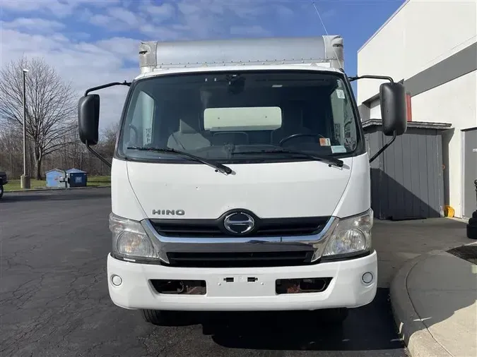 2019 HINO 195