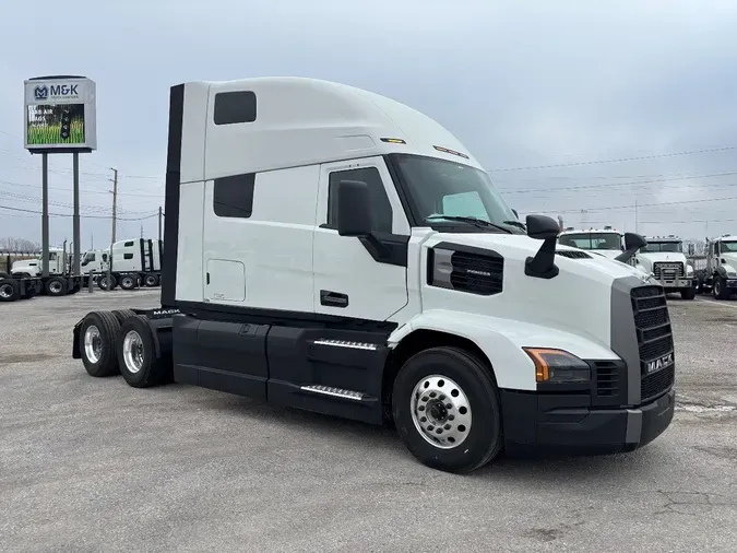 2026 MACK PIONEERa02857bae8a28535732df469748c3445