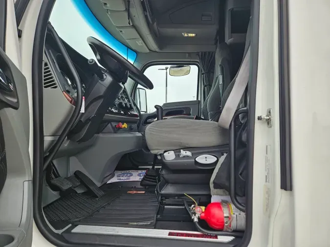 2022 Kenworth T680a02a6acab5a43ad6d0f74e1c9593860d