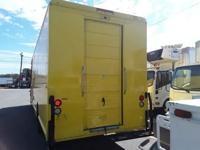 2017 FRTLR CUSTOM CHASSIS CORP MT-55 WALK-IN