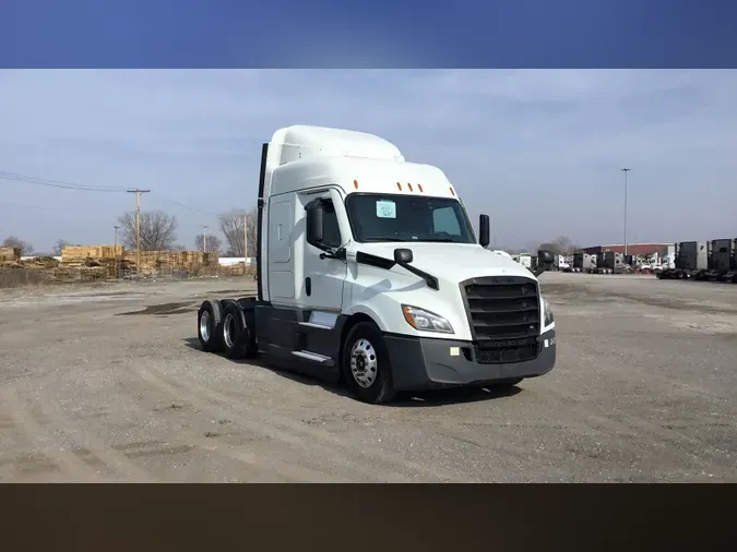 2021 Freightliner Cascadia 126a02a9cfeb1b44eb71b85af287fb3c479