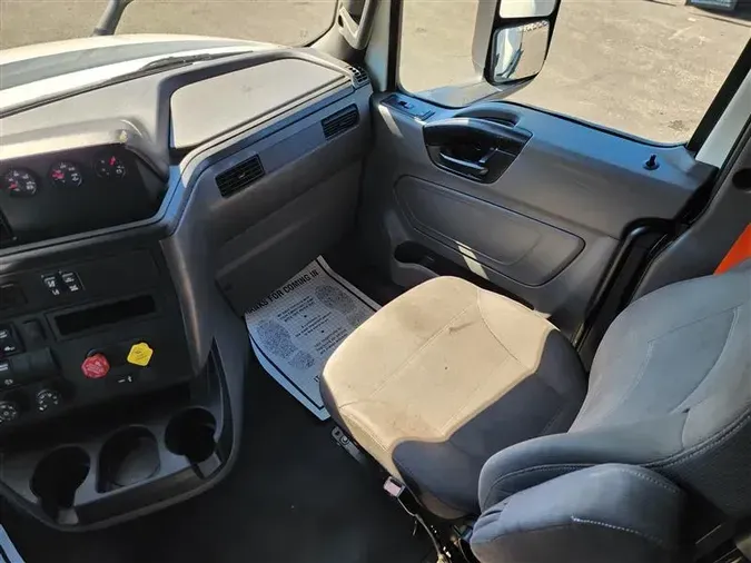 2022 INTERNATIONAL LT625