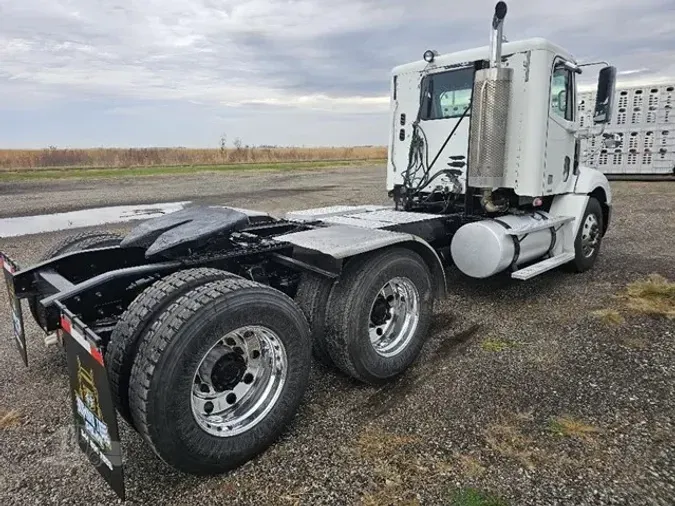 2007 FREIGHTLINER COLUMBIA 112