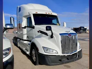 2022 PETERBILT 579