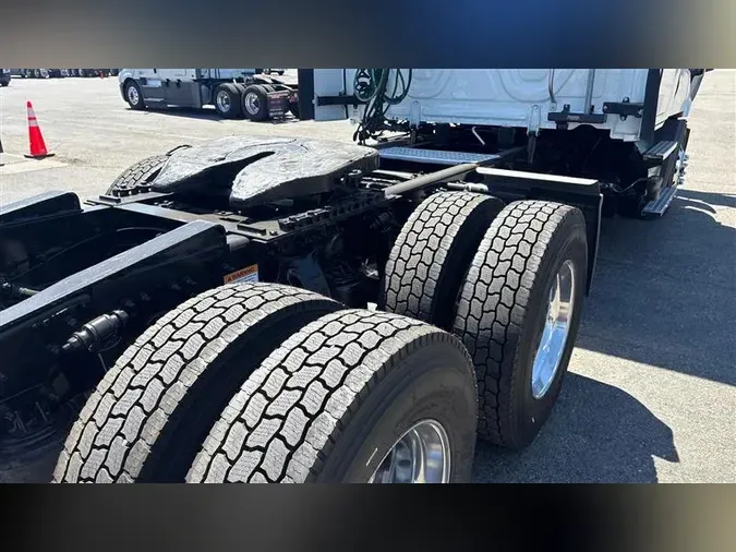 2022 FREIGHTLINER CA116