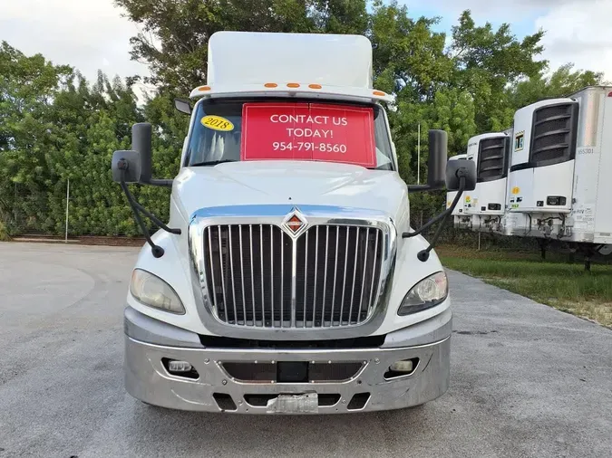 2018 NAVISTAR INTERNATIONAL RH613 DAYCAB T/A