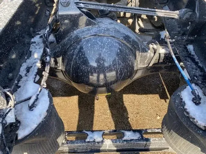 2023 Volvo VNR64T400