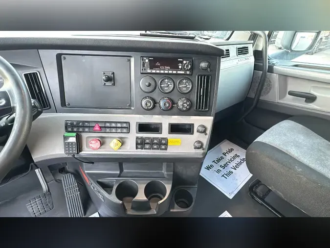 2021 Freightliner Cascadia 126