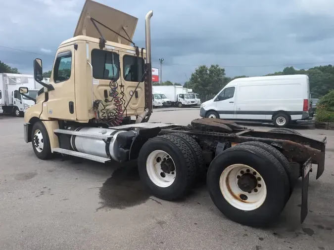2019 FREIGHTLINER/MERCEDES NEW CASCADIA PX12664a031a3fd51faa63cda76b81c12908f92