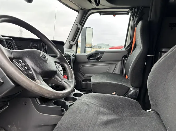 2020 International LT625