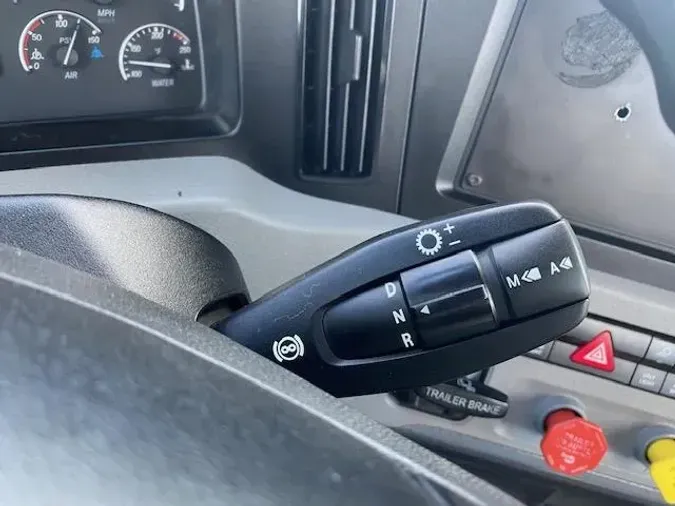 2020 Freightliner Cascadia